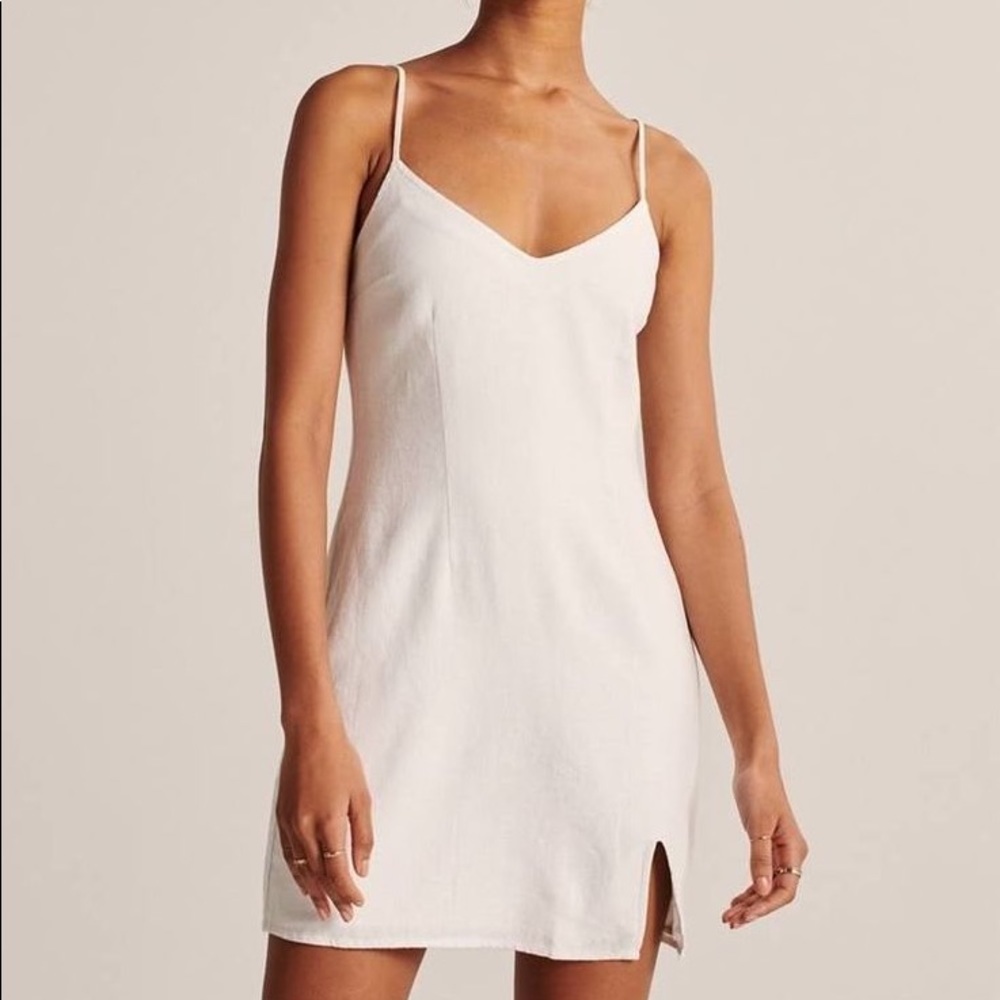 Abercrombie White Linen Mini